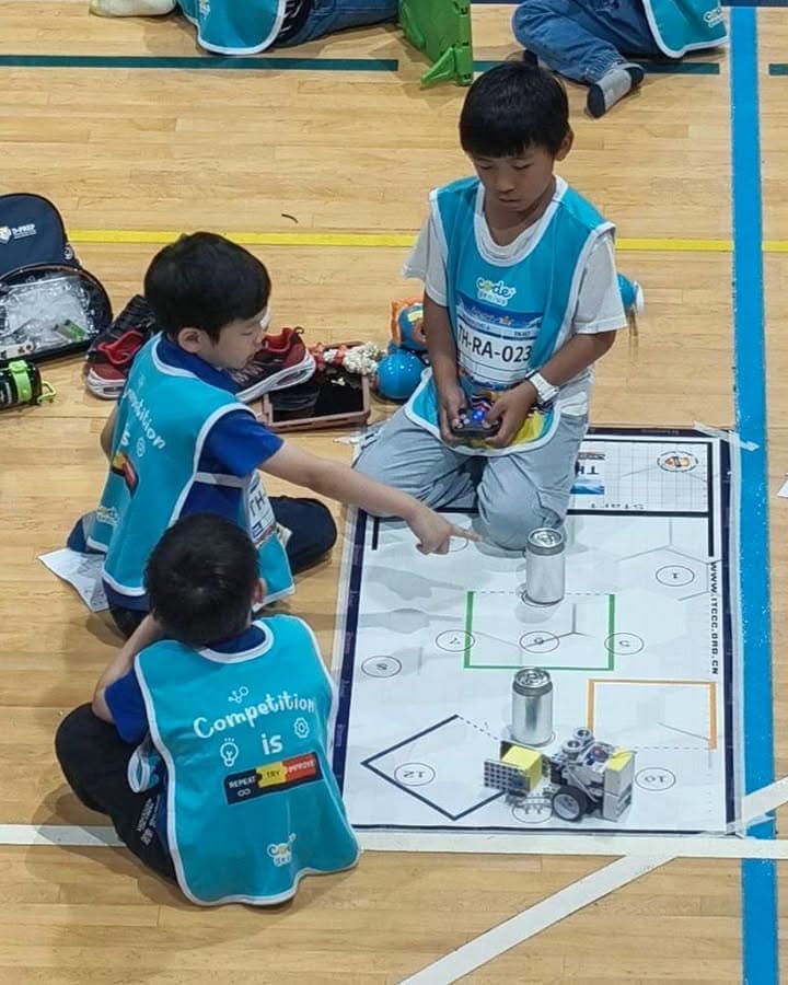 Student Spotlight: Chiryu Wins First Prize in Junior Botball Challenge photo 2