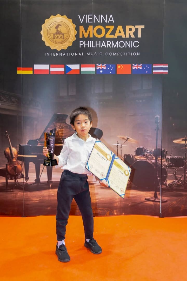 Student Spotlight: Goh Earns Three Double Bass Awards photo 2