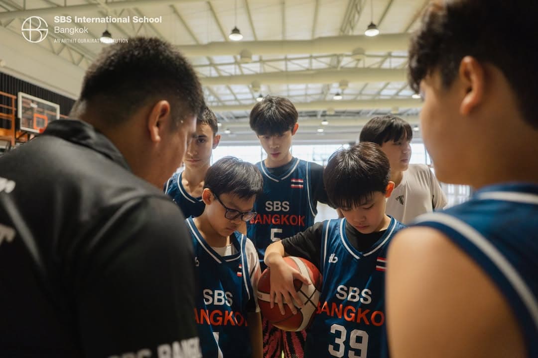 U15 Boys Basketball Open the BISAL Season with an 80-17 Victory at SBS Bangkok photo 3